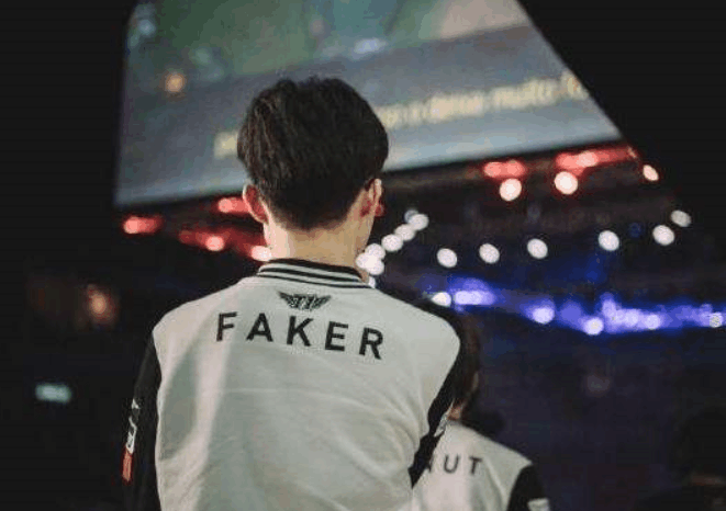 选手和LPL对着干🤣网传官方欲组活动遭选手拒绝 随后发长文希望承担起责任