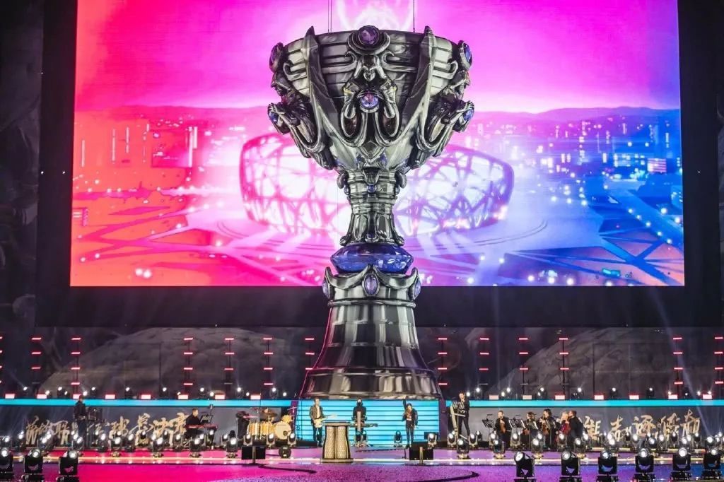 AG超玩会已锁定季后赛，梦泪也该上场表演了